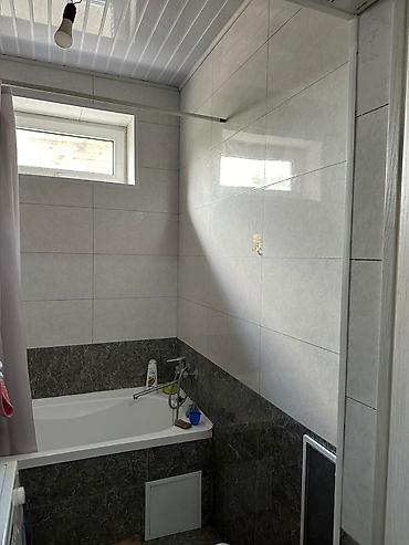 Продажа квартир: 2 комнаты, 65 м², Аламедин-1 мкр Индивидуалка, 1 этаж — 3