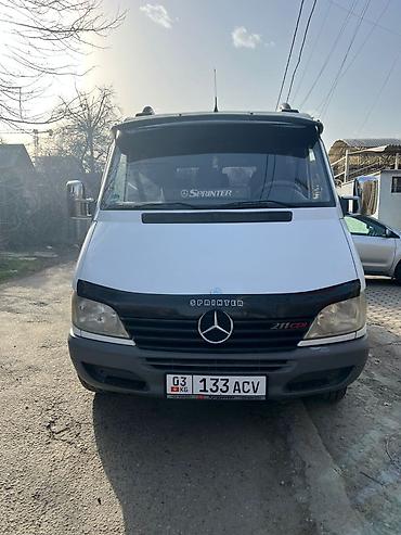 Легкий грузовой транспорт: Легкий грузовик, Mercedes-Benz, Стандарт — 3