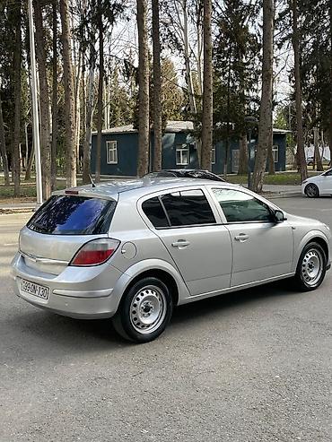 Opel: Opel Astra: 1.6 l | 2007 il 340000 km Sedan — 11