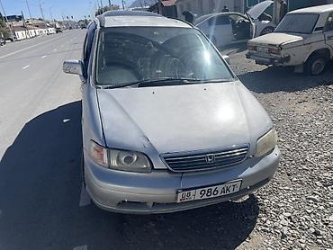audi a4 b7: Honda Odyssey: 1996 г., 2.1 л, Автомат, Бензин, Минивэн — 8