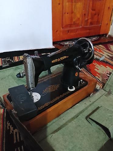 Mexaniki tikiş maşını – klassik dizayn - İplikli pedal sistemi ilə