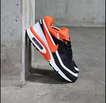Patike: Nike Air Max A klasa
5100din
41 do 46
PS✨ na lalafo.rs — 3 Patike: Nike Air Max A klasa
5100din
41 do 46
PS✨ — 3
