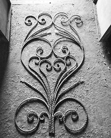 Pilləkən məhəccərləri: 📖Kataloqlarimiz müxtəlifdir. Bəzəkləri qabağa çevirdikcə Resotka — 6