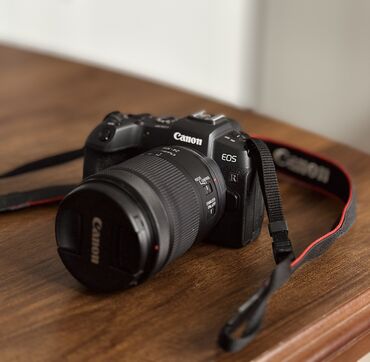 Фотоаппараты: Продаю камеру Canon EOS RP (Kit) Вместе с объективом - 24-105mm F4-7.1