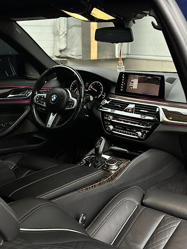 BMW: BMW 5 series: 2018 г., 4.4 л, Автомат, Бензин, Седан — 14