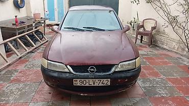 purjun satisi: Opel Vectra: 1.8 l | 1996 il 266842 km Sedan — 1