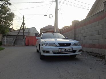 Toyota: Toyota Camry: 1995 г., 1.8 л, Механика, Бензин, Седан — 4