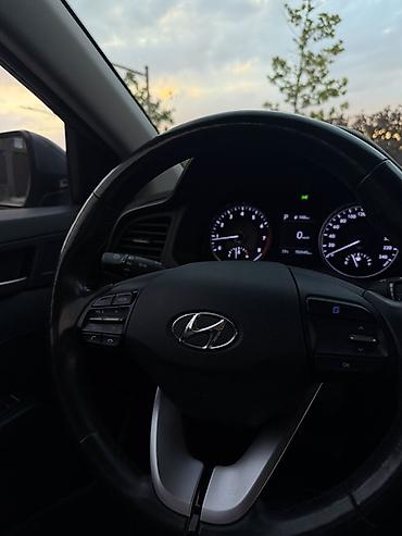 шевроле мини: Hyundai Elantra: 2018 г., 1.6 л, Автомат, Бензин, Седан — 9