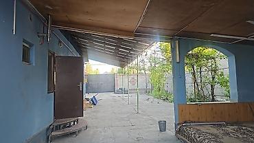 Продажа коттеджей и домов: 💎СРОЧНО ПРОДАЕТСЯ ДОМ 🏢Комнат: 5 📍Район: Авторынок 📊Состояние — 2