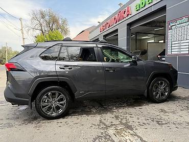 gra: Toyota RAV4: 2024 г., 2.5 л, Вариатор, Гибрид, Кроссовер — 6