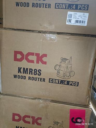 Фрезер по дереву DCK KMR8S - Тип: ручной вертикальный фрезер (wood