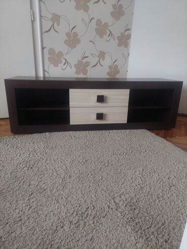 willhaben namestaj: TV stand, color - Brown, Used