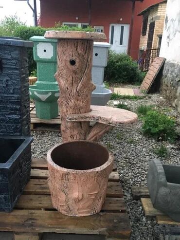 Baštenska dekoracija: Česme za dvorište – Cene počinju od 7500 din. 💧 O Nama 🌟 Blue Stone — 9