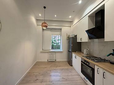 квартиру 3 ком: 3 комнаты, 83 м², ул. Логвиненко / Боконбаева Индивидуалка, 1 этаж — 2