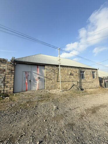 Həyət evləri və villaların satışı: Satılır: həyət evi - Qonaq Otağı,Mətbəx,Sanitar qovşaq,3 otaqdan — 1