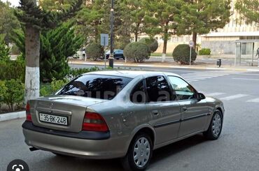 sumqayitda yataqxana satilir: Opel Vectra: 1.8 l. | 1996 il | 1800 km. | Sedan