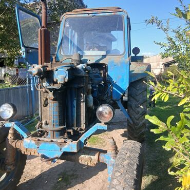 80 traktor: Traktor Belarus (MTZ) 80, 1986 il, 80 at gücü, motor 4.8 l, İşlənmiş