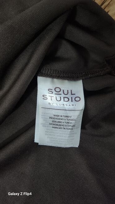 Haljine: Studio Untold XS, bоја - Braon, Oversize, Dugih rukava — 5