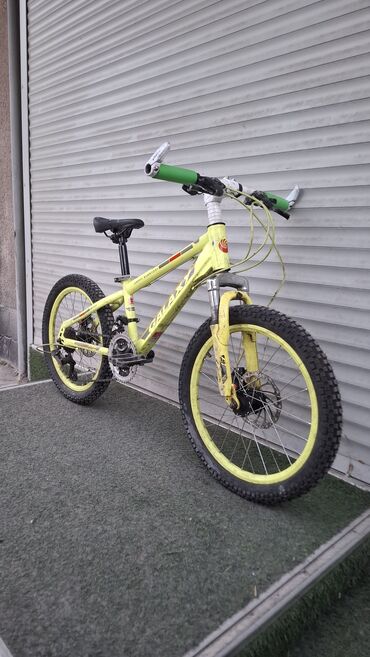 Детские велосипеды: Детские велосипеды (несколько моделей и расцветок) - Диаметр колес — 14