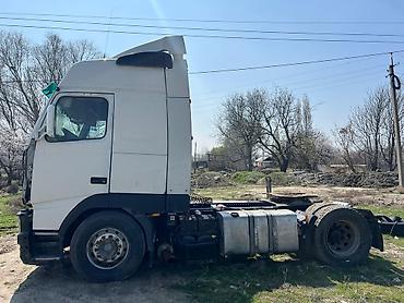 Унаа сатуу: Volvo : 1998 г., Кол менен иштөөчү — 3