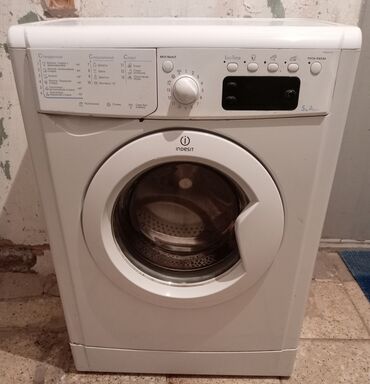 Paltaryuyan maşınlar: Paltaryuyan maşın Indesit, 5 kq, İşlənmiş, Avtomat, Qurutma var, Kredit yoxdur