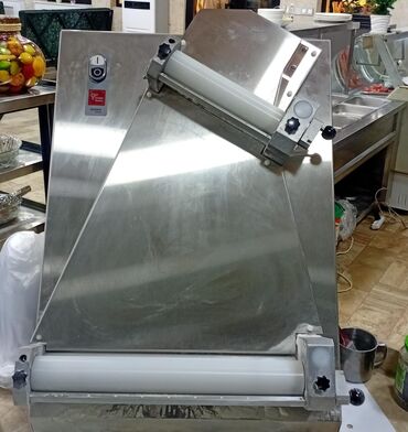 Xəmir yoğuran aparatlar: *Seva Xirdalan* Turkiyənin Şengu firmasinin pizza, lahmacun, qutab