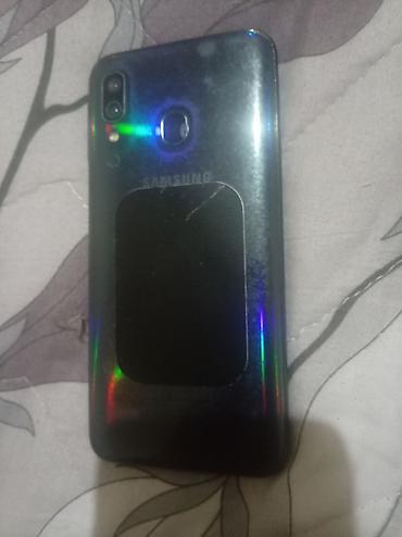 samsung a22 5g: Samsung Galaxy A30, İki sim kartlı — 2
