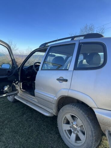 Chevrolet: Chevrolet Niva: 1.7 l | 2004 il 159000 km Ofrouder/SUV — 6