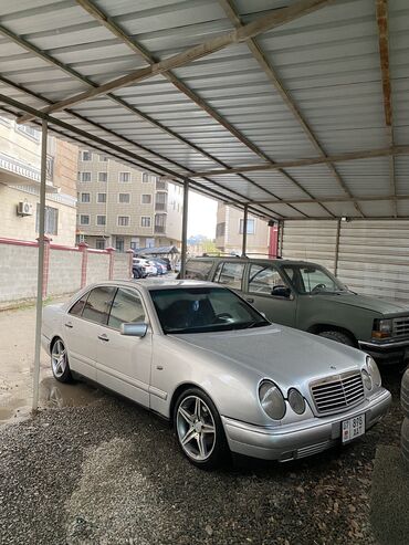 обвесы w211: Mercedes-Benz E-Class: 1997 г., 2.3 л, Механика, Бензин, Седан