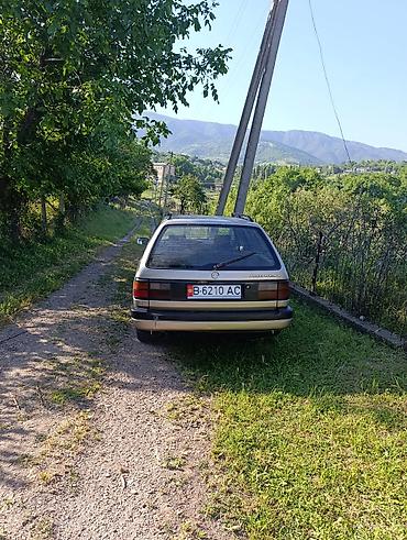sprinter 4 4: Volkswagen Passat Variant: 1990 г., 1.8 л, Механика, Бензин, Универсал — 3
