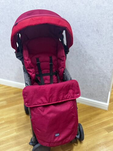Chicco Simplicity kalyaska 90 azn tecili satilir Əla vəziyyətdə. Qış