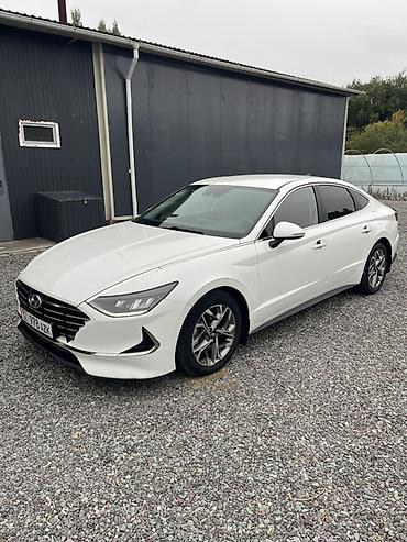 Hyundai Sonata: 2021 г., 2 л, Автомат, Бензин, Седан