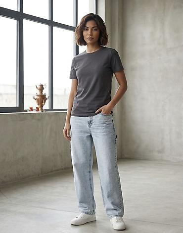 kiraye geyim: Qadınlar üçün açıq mavi “acid wash” effektli jeans - Kəsim — 2