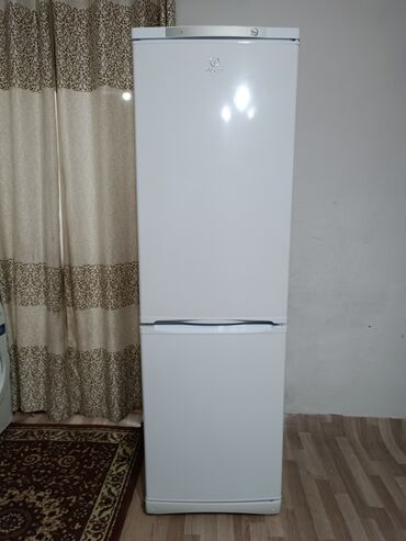 Техника для кухни: Холодильник Indesit, Б/у, Двухкамерный, De frost (капельный), 60 * 2 * 60