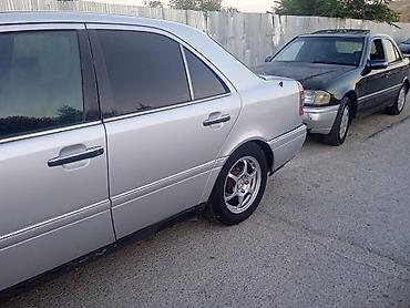 Disk təkərlər: - Disklər: Mercedes-Benz orijinal yüngül lehimli disklər (5 cüt şüalı — 12