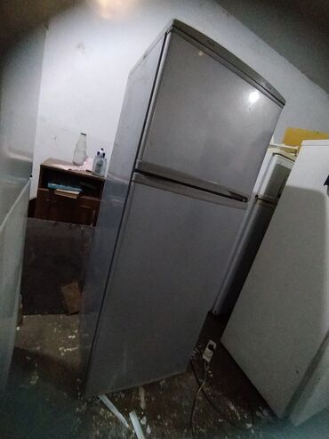 Soyuducular: İkiqat kameralı soyuducu - Rəng: gümüş/boz - Yuxarıda ayrıca — 1