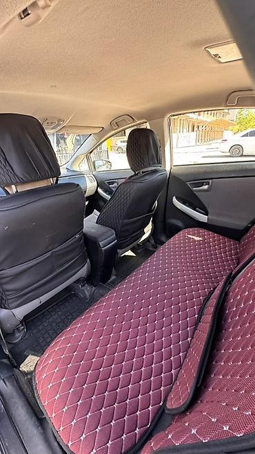 Toyota: Toyota Prius: 2013 г., Гибрид, Хэтчбэк — 10