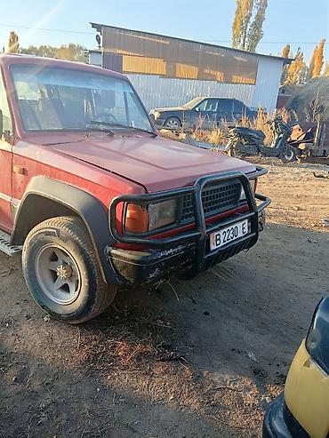 урус машина: Isuzu Trooper: 2000 г., Кол менен иштөөчү, Дизель, Жол тандабас — 1