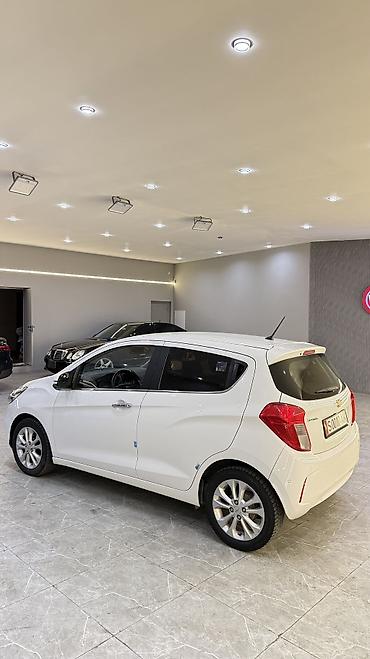 Chevrolet: Chevrolet Spark: 2018 г., 1 л, Вариатор, Бензин, Хэтчбэк — 5