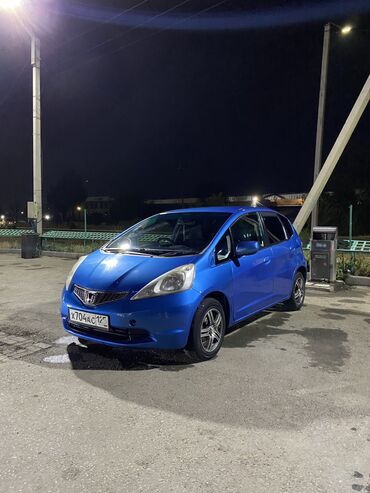Honda: Honda Fit: 2008 г., 1.3 л, Вариатор, Бензин, Хэтчбэк