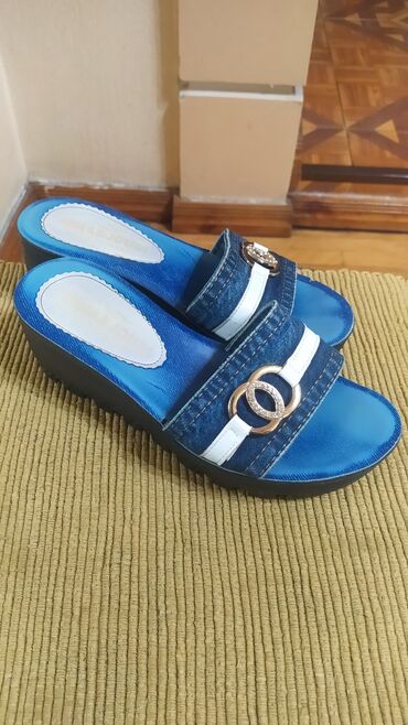 Домашние тапочки: Домашние тапочки, 37.5, Б/у, цвет - Синий — 11