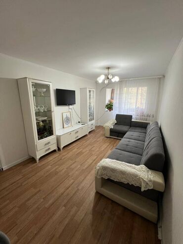 купля продажа квартир в бишкеке: 3 комнаты, 57 м², Элитка, 2 этаж, Евроремонт