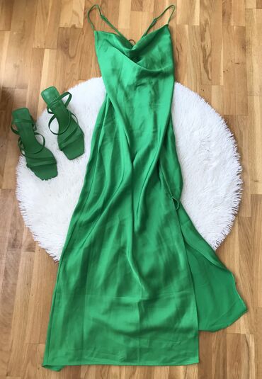 zelena haljina od satena: H&M M (EU 38), bоја - Zelena, Na bretele