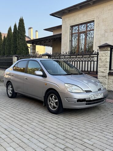 тайлта приус: Toyota Prius: 1.5 л, Автомат, Бензин, Седан