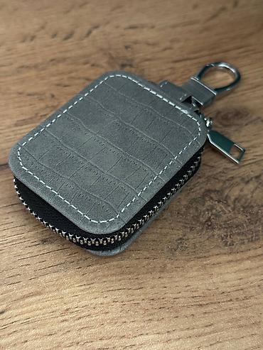 mini soyuducu: Lacoste gray futlyar Mağaza Bakı Beynəlxalq Avtovağzal metro — 1