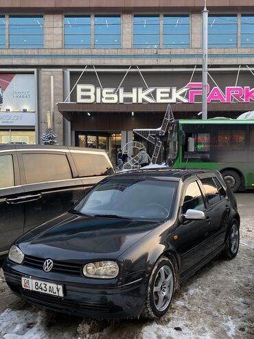 Volkswagen: Volkswagen Golf: 1998 г., 1.8 л, Механика, Бензин, Хэтчбэк — 3