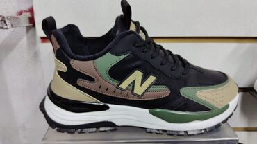 Кроссовки и спортивная обувь: Мужские кроссовки, 44, New Balance, Новый, цвет - Серый, Самовывоз, Платная доставка