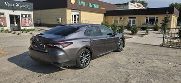 авто машина бишкек: Toyota Camry: 2021 г., 2.5 л, Гибрид, Седан