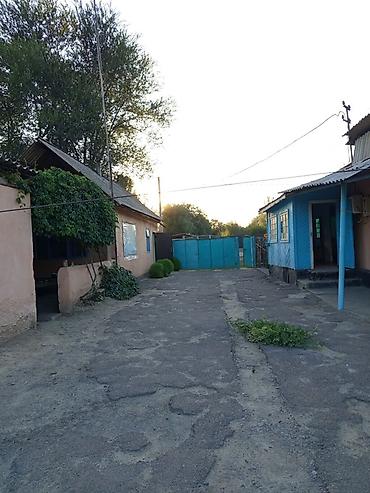 Продажа коттеджей и домов: Дом с участком. Участок 80 сотых. Дом находится в чуйская область село — 15