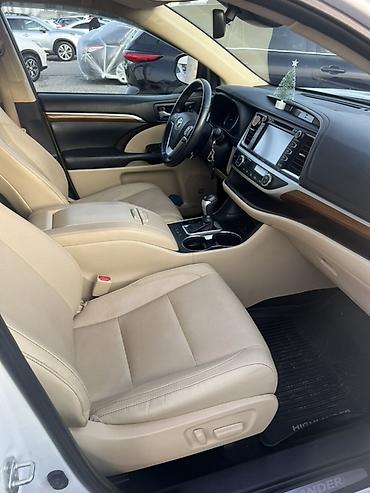 Toyota: Toyota Highlander: 2019 г., 3.5 л, Вариатор, Гибрид, Кроссовер — 14